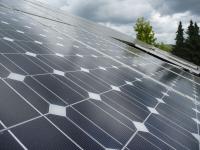 Hausdach mit PV-Modulen